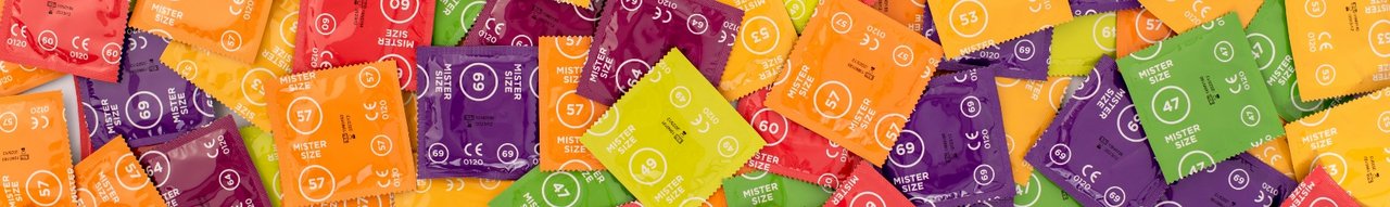 Barviti mešani kondomi Mister Size